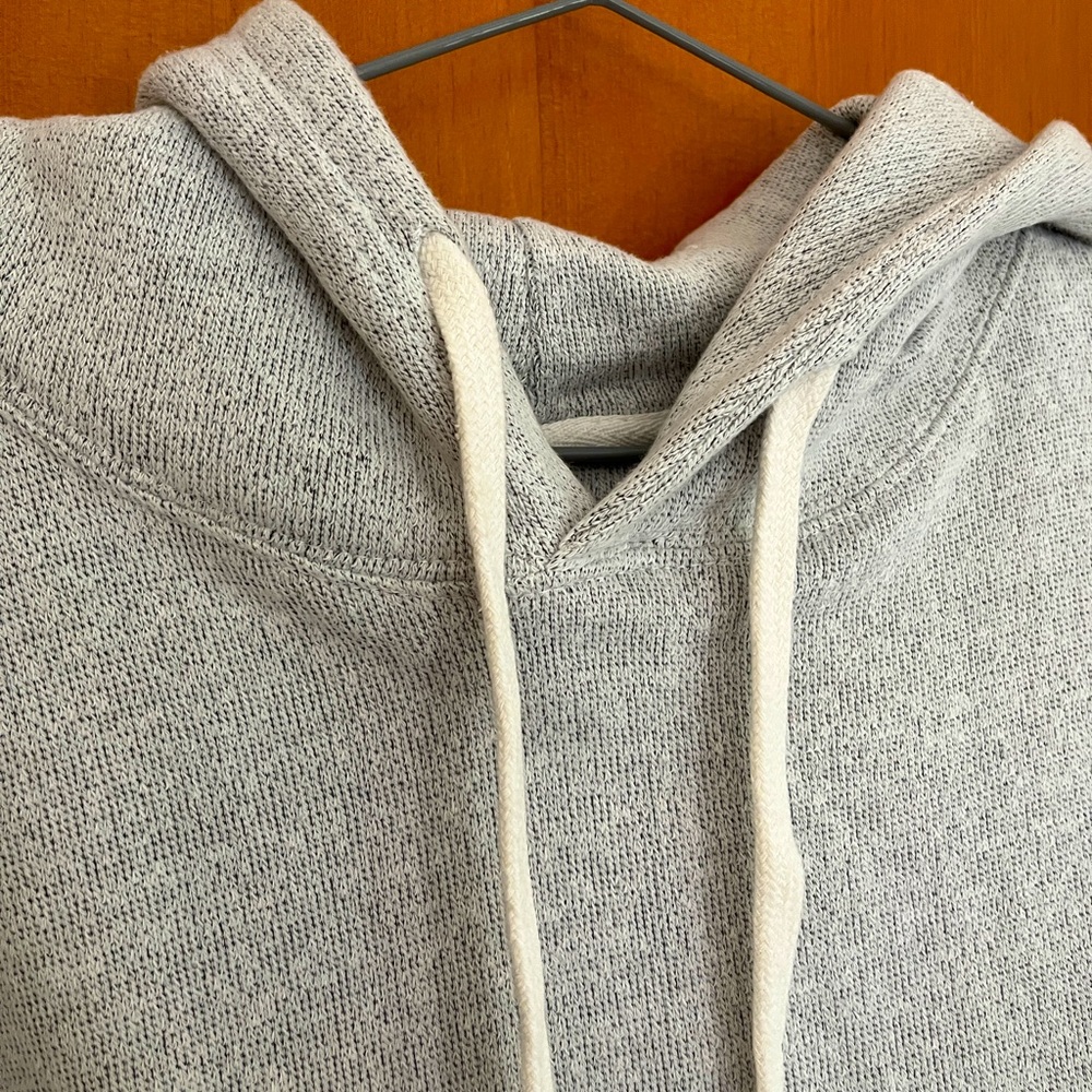 Brand new grey fleece sweater - so soft 😊